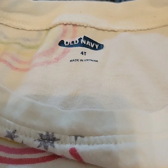 Bundle of Four Girls Shortsleeve Cotton Tees size 4T - Picture 5 of 7